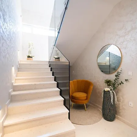 D-palace-adriatic * Donji Zemunik