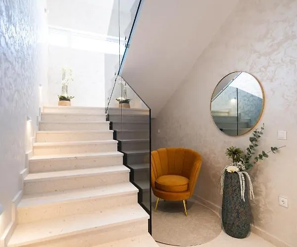 D-palace-adriatic * Donji Zemunik